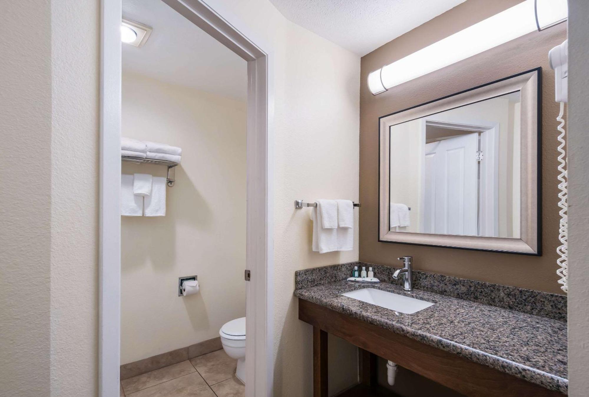 Quality Inn & Suites Coeur D'Alene Buitenkant foto